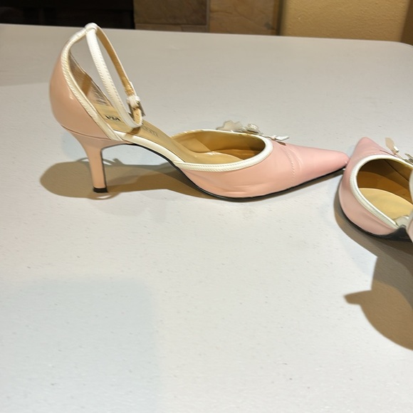 EUC Like New Vintage Via Accenti Leather Heels Size 9 - Picture 5 of 8